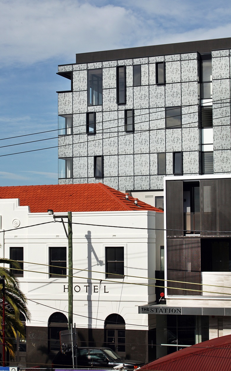 Image Art Glass Station Hotel