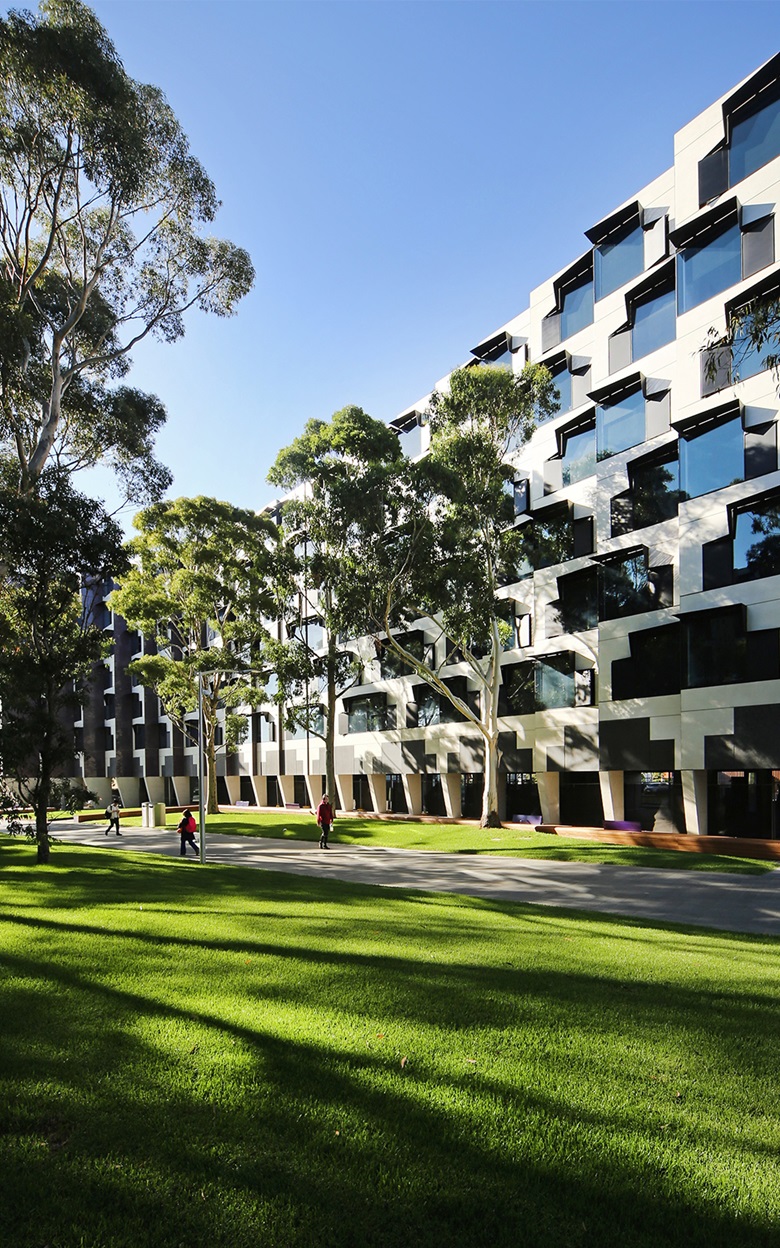 Image Logan Hall
