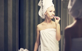 Header Image DecorMirror